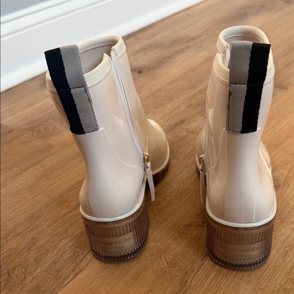 Kate Spade White Winter Boots - Picture 5 of 9